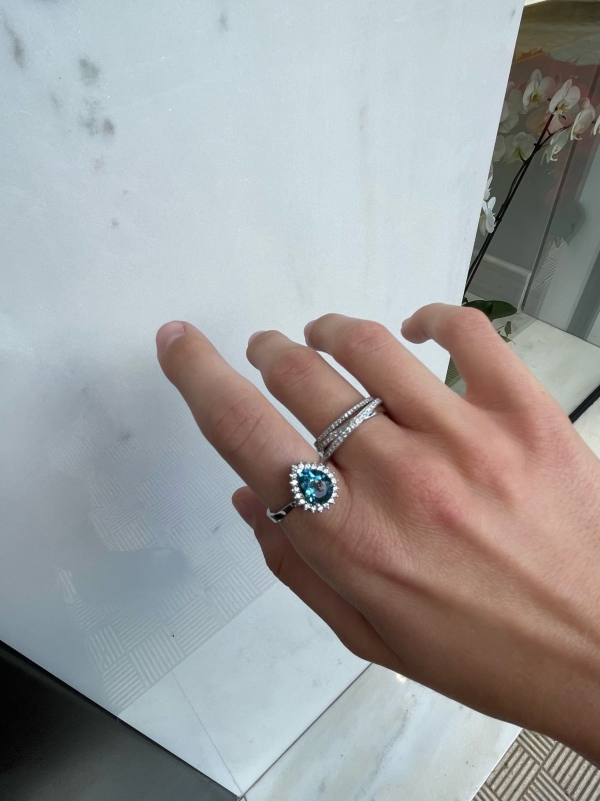 δαχτυλιδι με μπλε πετρα και διαμαντια, λευκοχρυσο δαψτυλιδι 18καρατια